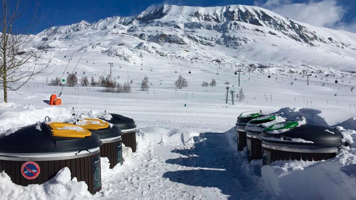 Contenedores-reciclaje-Molok_Estación_Ski