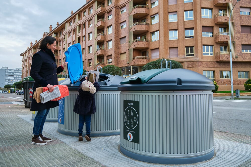 MolokClassic waste containers in Spain