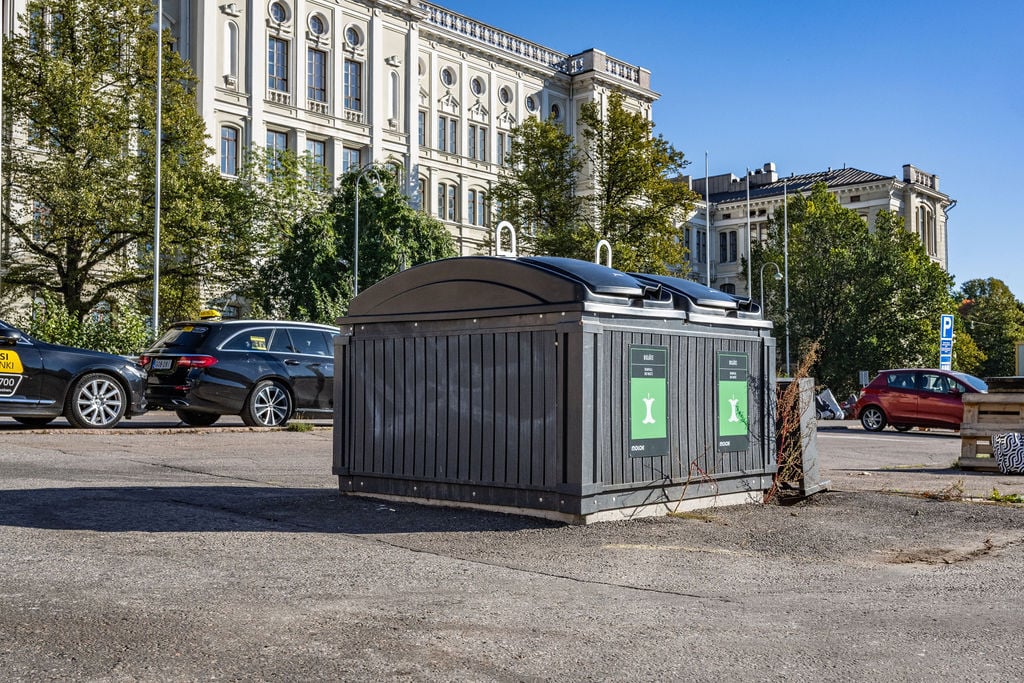 MolokDomino_Hietalahden tori_Helsinki